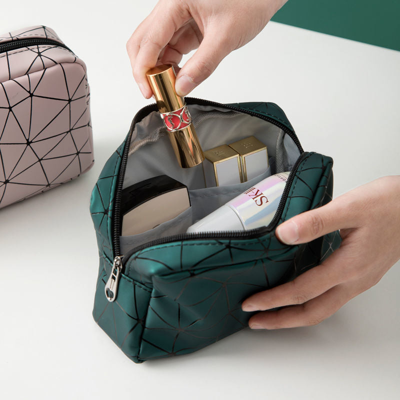 Wholesale PU Large Capacity Portable Cosmetic Storage Bag